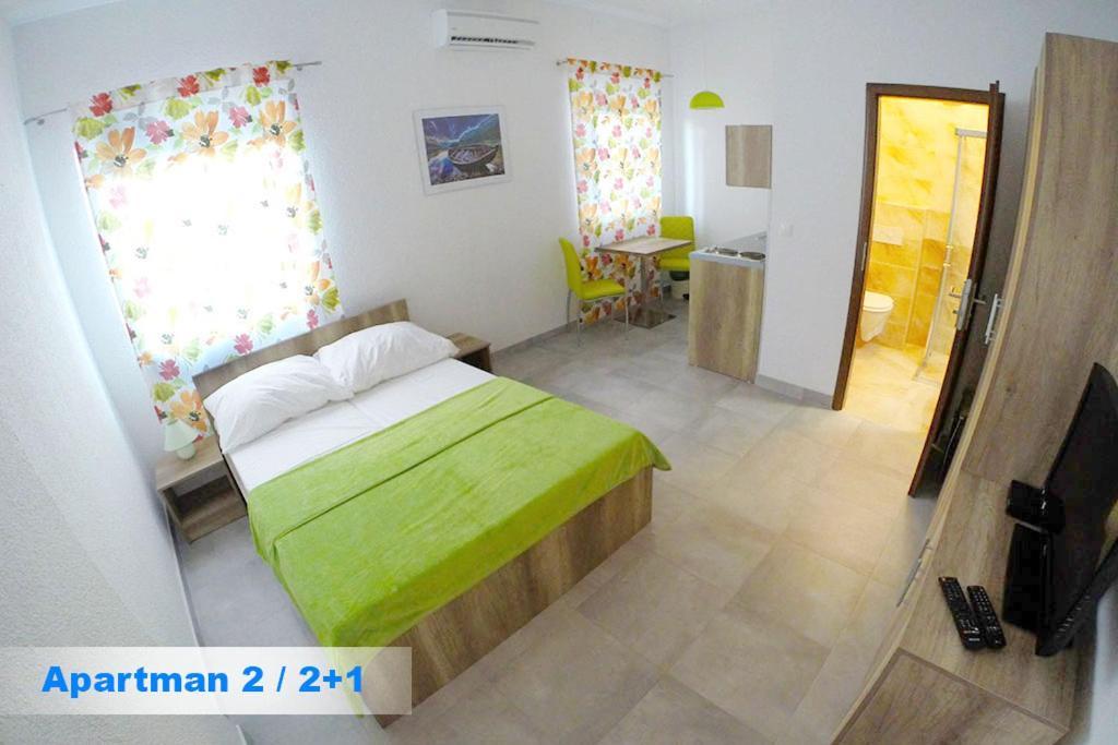 Villa Kristinka Vodice Bagian luar foto